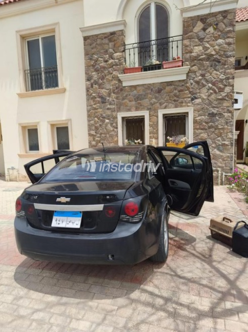 Chevrolet Cruze 2011 Black Used for Sale - 5