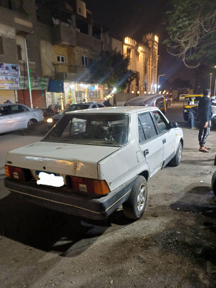 فيات ريجاتا 1985 أبيض مستعملة للبيع