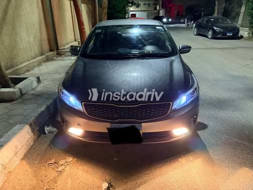 Kia Cerato 2017 Gray Used for Sale - 5