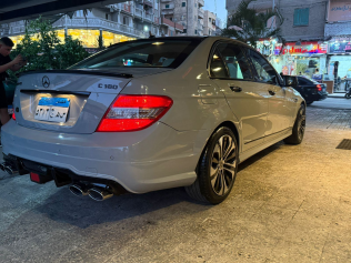 مرسيدس C 180 2009 فضي مستعملة للبيع