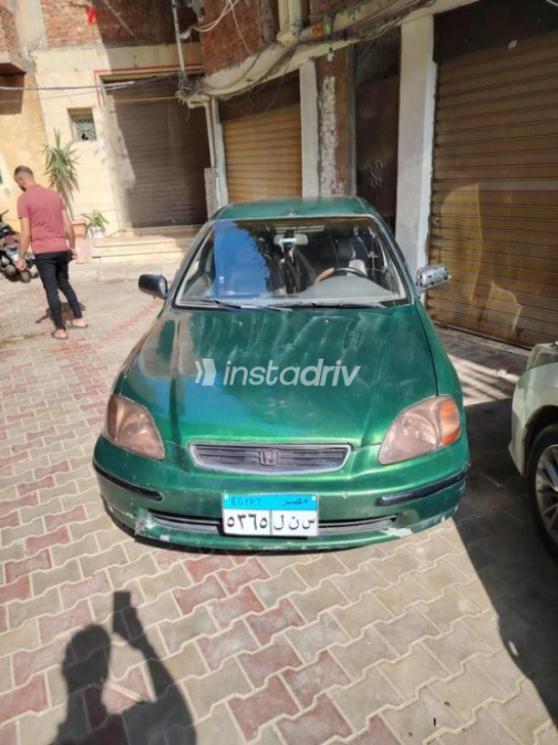 هوندا سيفك 1998 أخضر غامق مستعملة للبيع - 1