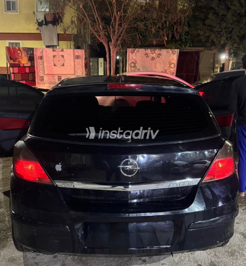 Opel Astra 2008 Black Used for Sale - 1