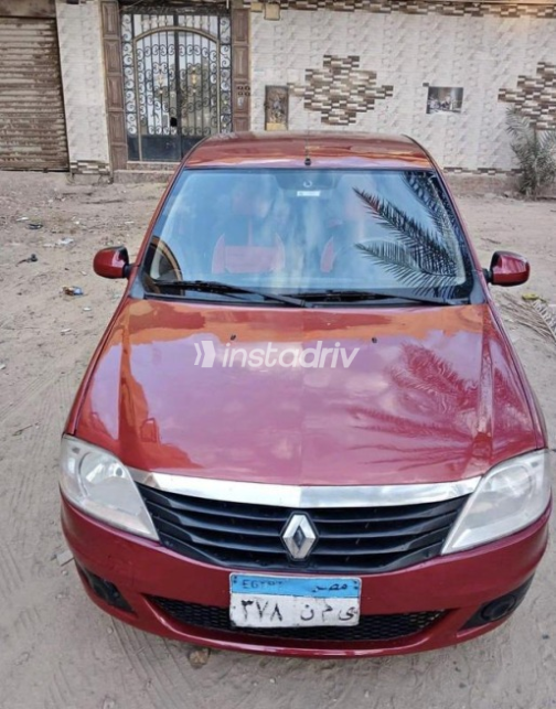Renault Logan 2010 Red Used for Sale - 1