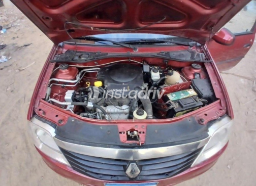 Renault Logan 2010 Red Used for Sale - 3