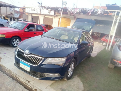 Skoda Superb 2018 White Used for Sale - 2