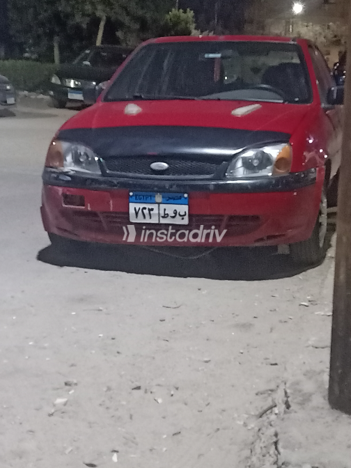 Ford Fiesta 2000 Red Used for Sale - 6