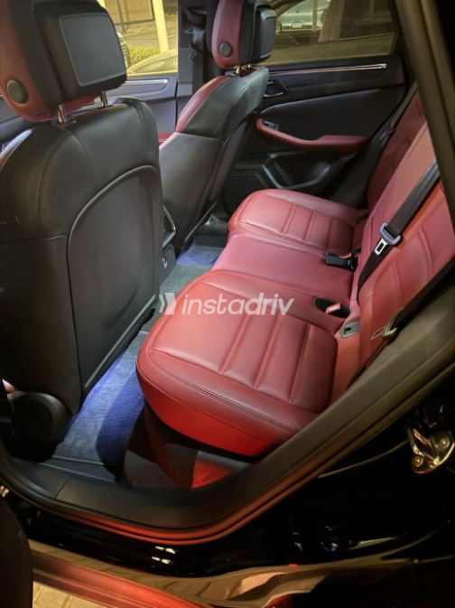 Porsche Macan 2026 Black Used for Sale - 6