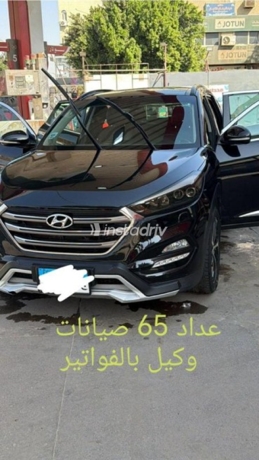 Hyundai Tucson 2019 White Used for Sale - 2