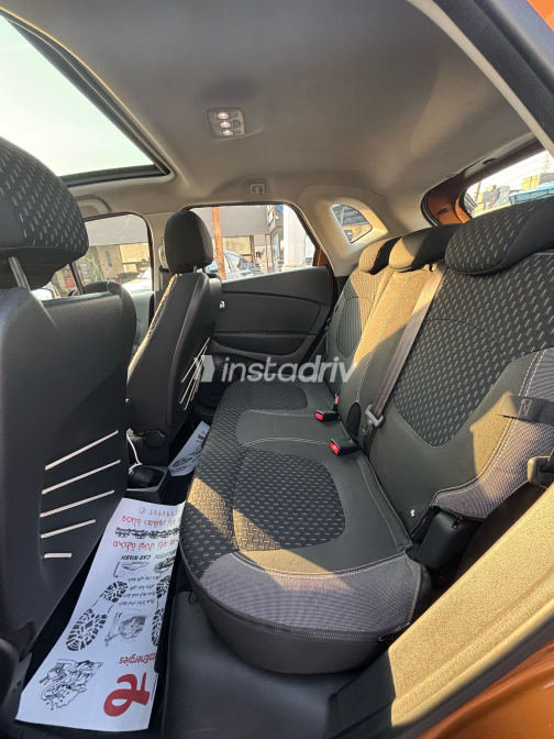 Renault Captur 2018 Gold Used for Sale - 7