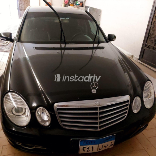 Mercedes E 200 2007 Black Used for Sale - 4
