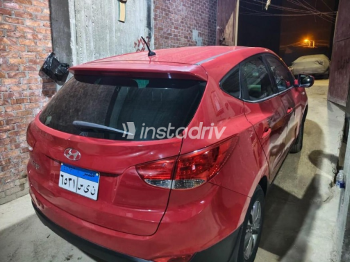 هيونداي IX 35 2015 أحمر مستعملة للبيع - 2