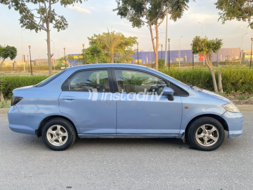 Honda City 2005 White Used for Sale - 4