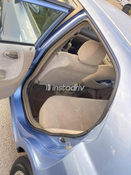 Honda City 2005 White Used for Sale - 9