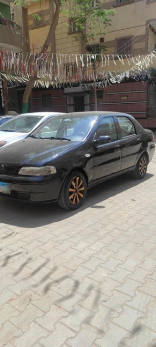 فيات بيترا 2003 أسود مستعملة للبيع