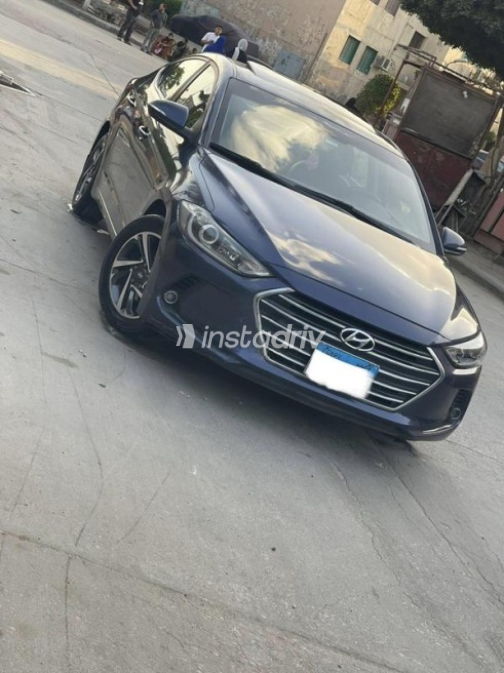 Hyundai Elantra AD 2019 White Used for Sale - 2