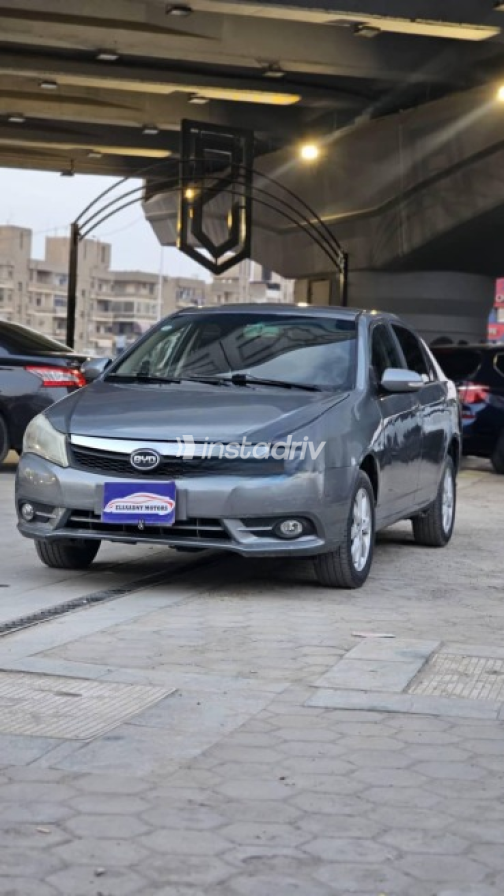Byd F3 2025 Gray Used for Sale - 3