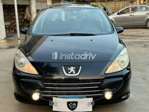 بيجو 307 2006 أسود مستعملة للبيع - 1