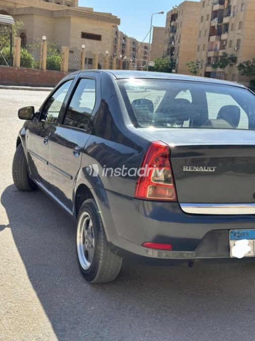 رينو لوجان 2010 بترولي مستعملة للبيع - 1