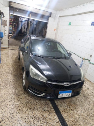 شيرى اريزو 5 2020 أبيض مستعملة للبيع