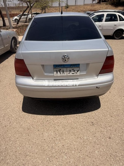 Volkswagen Bora 2000 Silver Used for Sale - 4