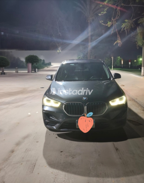 BMW X1 2020 Dark Gray Used for Sale - 4