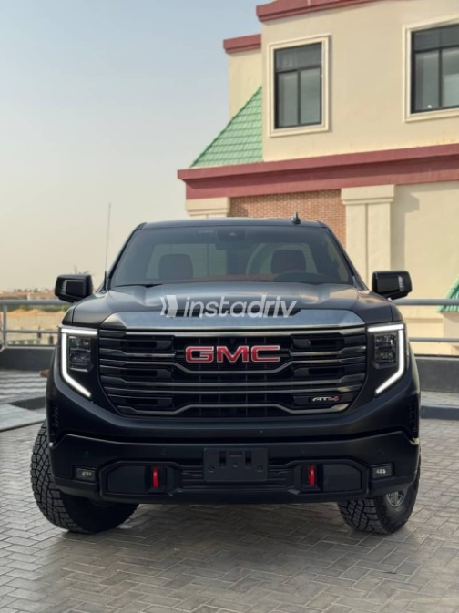 Gmc Sierra 2024 Black Used for Sale - 1