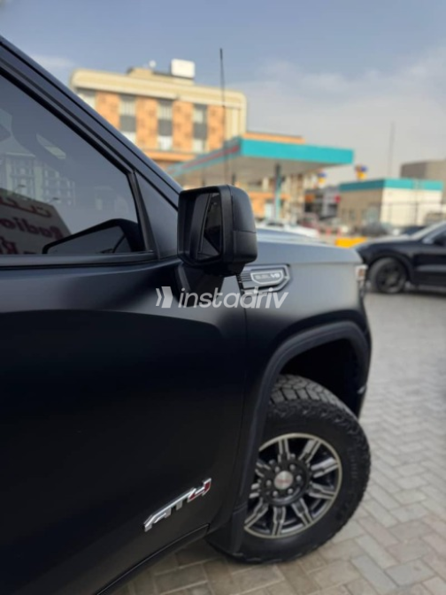 Gmc Sierra 2024 Black Used for Sale - 4
