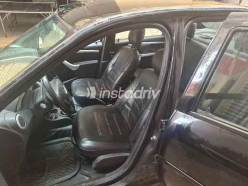 Renault Logan 2010 Black Used for Sale - 5