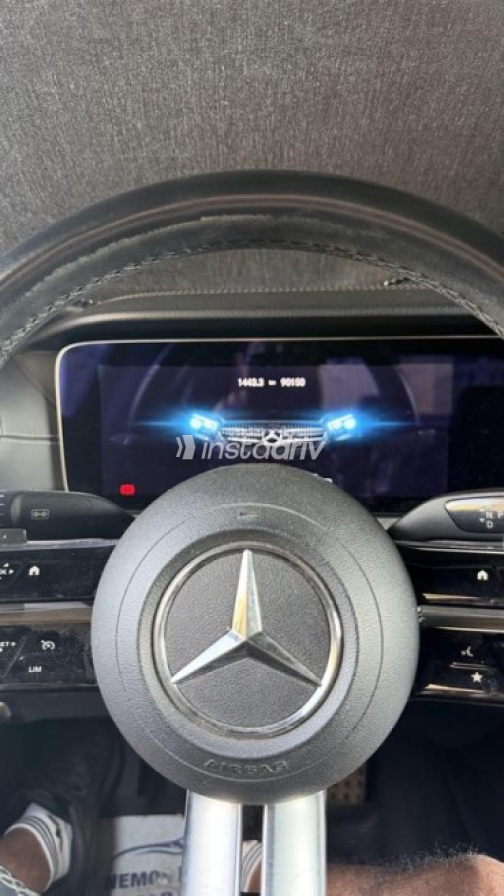Mercedes E 200 2022 Black Used for Sale - 9