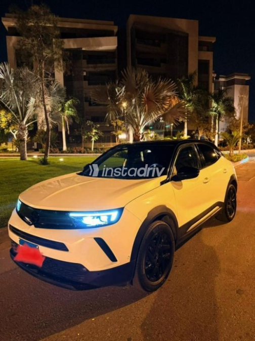 Opel Mokka 2024 White Used for Sale - 1