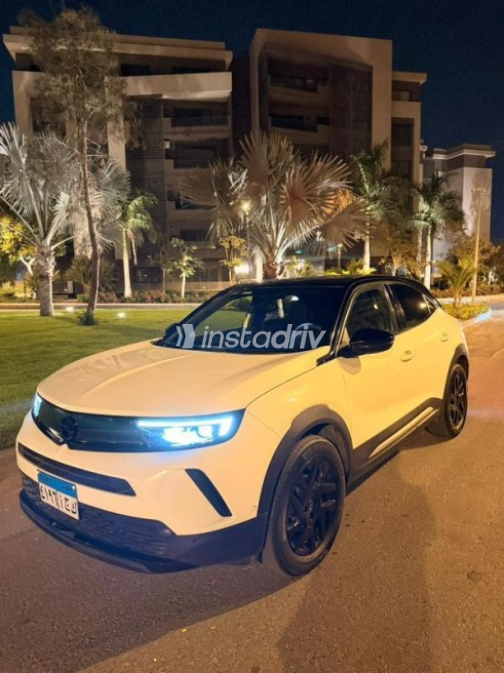 Opel Mokka 2024 White Used for Sale - 2