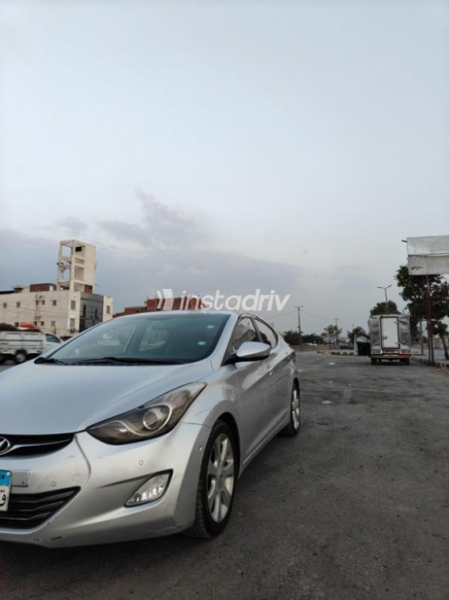 Hyundai Avante 2011 Silver Used for Sale - 7