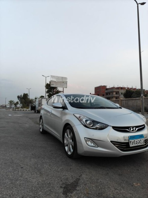 Hyundai Avante 2011 Silver Used for Sale - 8