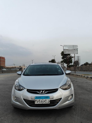 Hyundai Avante 2011 Silver Used for Sale