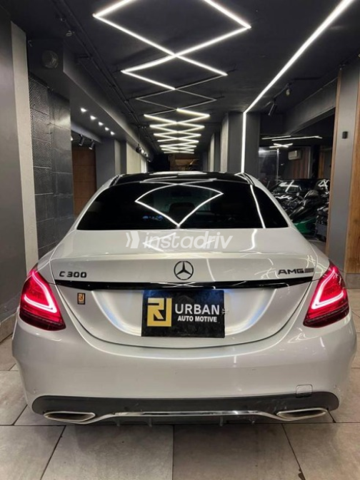 مرسيدس GLC300  إيه إم جي 2020 رمادي مستعملة للبيع - 2