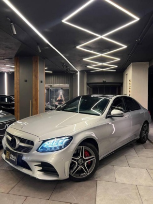 مرسيدس GLC300  إيه إم جي 2020 رمادي مستعملة للبيع