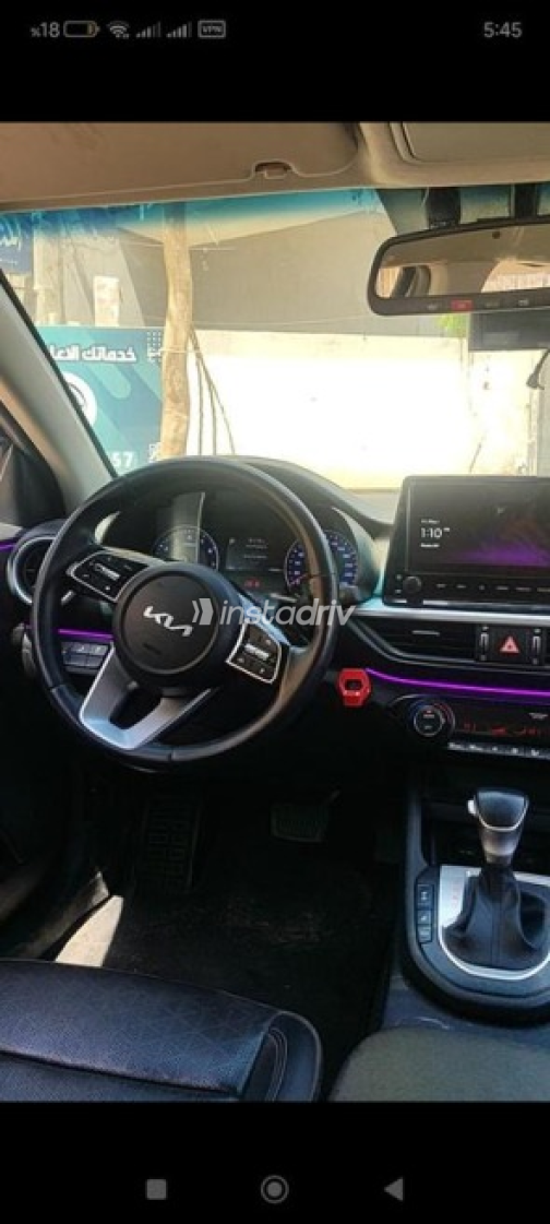 Kia K3 2022 White Used for Sale - 4