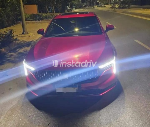 بيستون B70 2022 أحمر مستعملة للبيع - 2