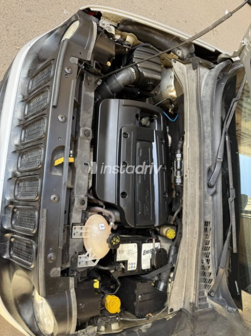 Jeep Renegade 2017 Gray Used for Sale - 3