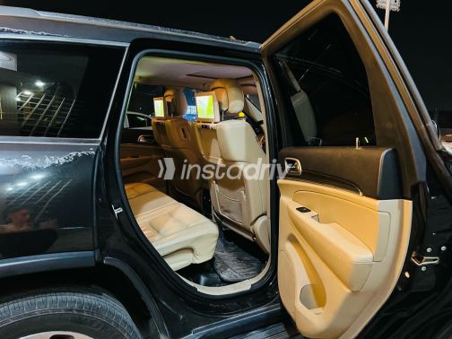 Jeep Grand Cherokee 2018 Black Used for Sale - 5