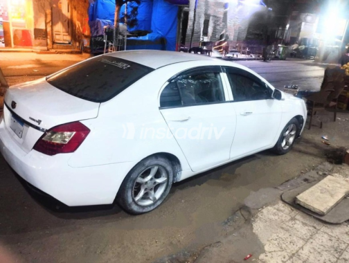 Geely Emgrand 7 2015 White Used for Sale - 3