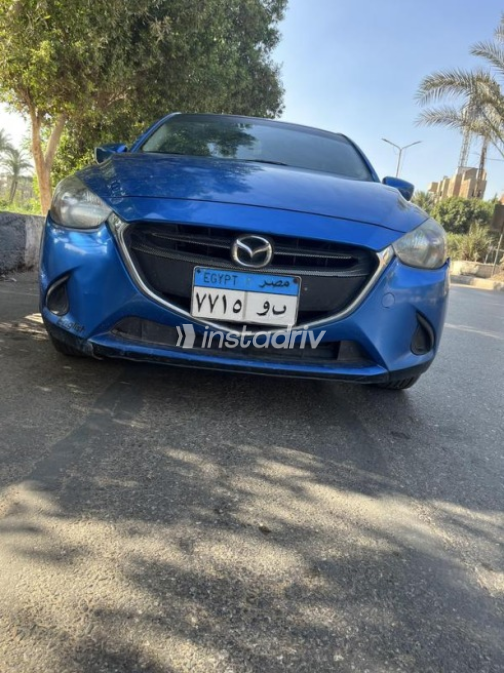 Mazda 2 2017 White Used for Sale - 1