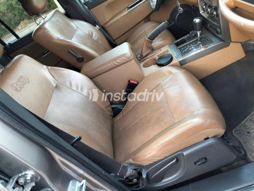 Jeep Cherokee 2013 Gold Used for Sale - 7