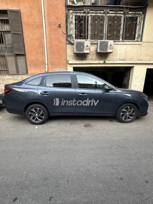 Chevrolet Optra 2025 White Used for Sale - 5