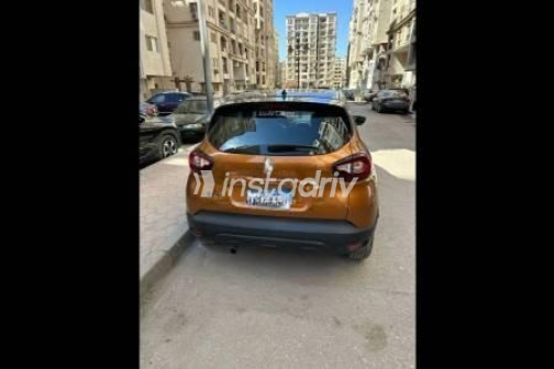 Renault Captur 2019 White Used for Sale - 2