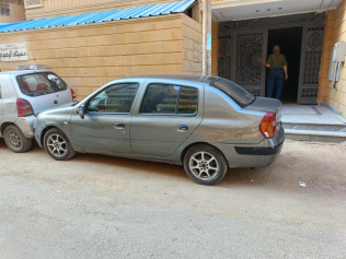 Renault Clio 2005 Dark Gray Used for Sale