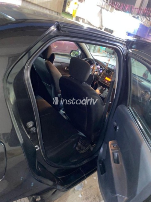 Renault Logan 2022 Black Used for Sale - 4