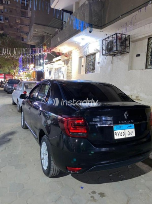 Renault Logan 2022 Black Used for Sale - 8