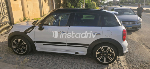 Mini Countryman S 2016 White Used for Sale - 8