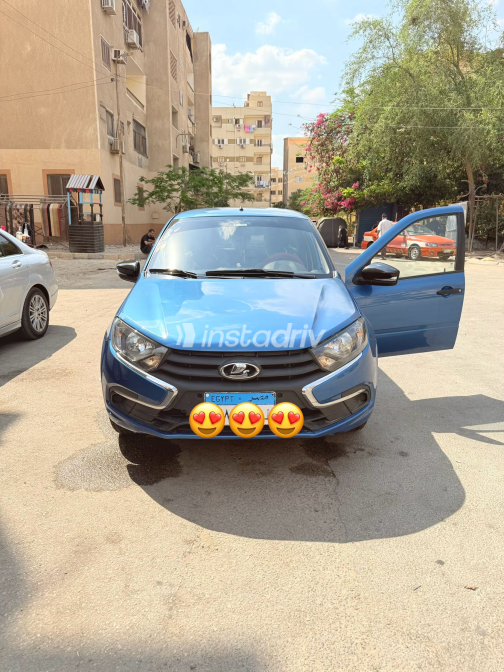 لادا جرانتا 2021 أزرق مستعملة للبيع - 4